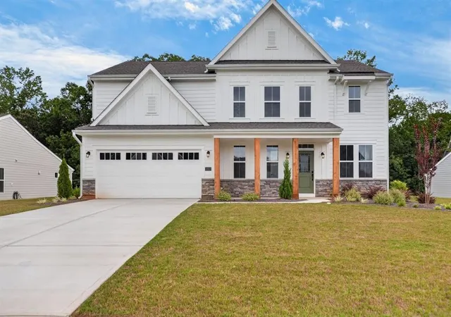 Photo 1 of Single family home for sale at 180 Pickens Blf Ln, Hiram, GA 30141 | MLS# 7817001 | Listing updated on 2026-09-03