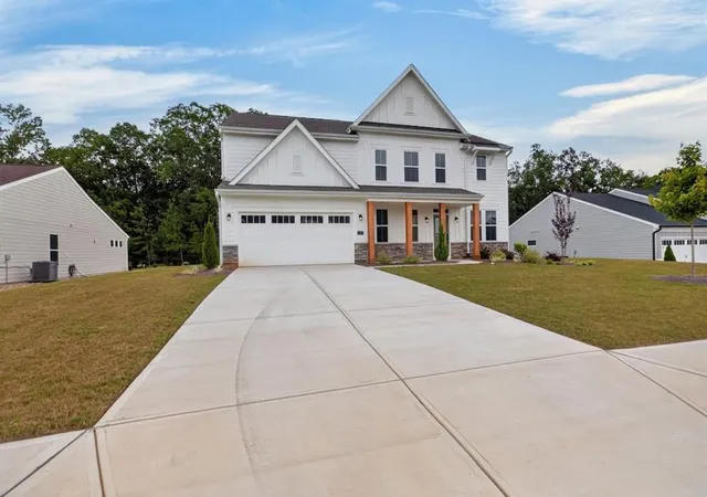 Photo 3 of Single family home for sale at 180 Pickens Blf Ln, Hiram, GA 30141 | MLS# 7817001 | Listing updated on 2026-09-03