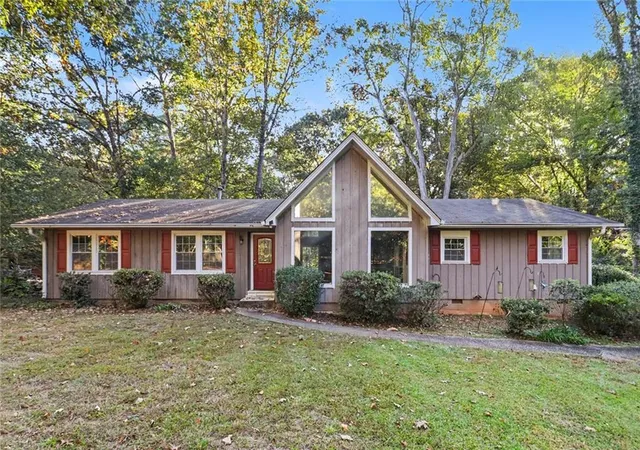 Photo 1 of Single family home for sale at 4032 Kings Hwy, Douglasville, GA 30135 | MLS# 7853056 | Listing updated on 2026-10-29
