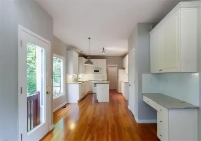Photo 4 of Single family home for sale at 1714 Lake Hts Cir, Dacula, GA 30019 | MLS# 7819183 | Listing updated on 2026-08-28