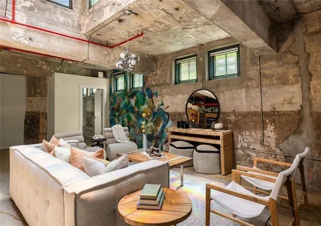 Photo 2 of Sale Pending at 170 Boulevard SE #E007, Atlanta, GA 30312 | MLS# 7757767 | Listing updated on 2026-08-28