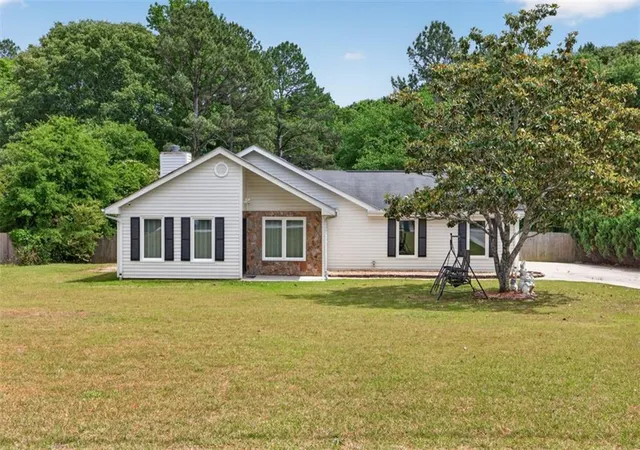 2nd image of 121 Brownsmill Dr, Grayson, GA 30017 | MLS# 7817842