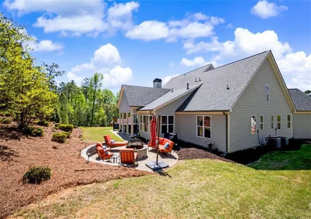 Homes for sale in Newnan, GA | 126 Raintree Ct, Newnan, GA 30265 | MLS# 7802669