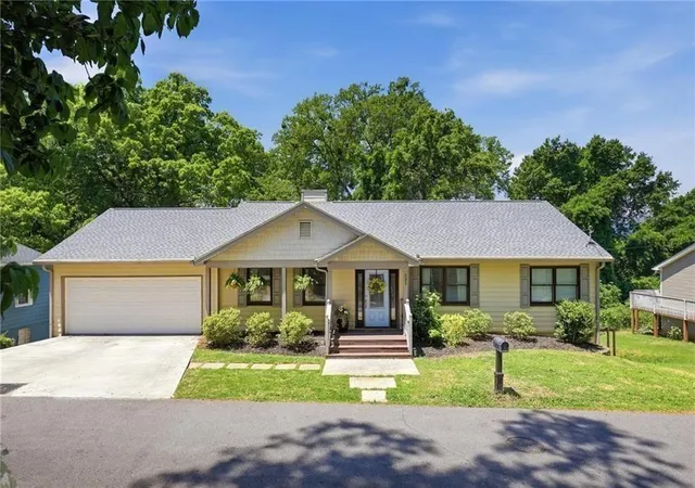 Photo 1 of Sale Pending at 131 Holiday St Ne, Marietta, GA 30060 | MLS# 7765508 | Listing updated on 2026-09-03