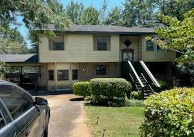 3rd image of 2690 Rockdale Dr, Decatur, GA 30034 | MLS# 7788688