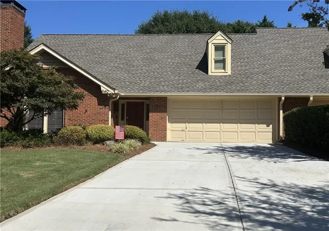 Photo 1 of Townhouse for sale at 640 Brickleberry Ct, Roswell, GA 30075 | MLS# 7826155 | Listing updated on 2026-09-13
