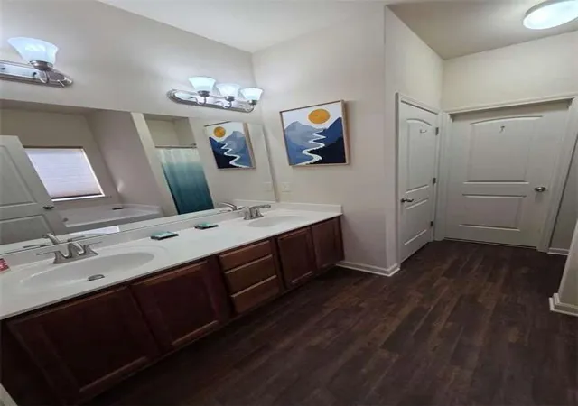 Photo 3 of Single family home for sale at 421 Kaitelee Cvs, Dallas, GA 30132 | MLS# 7771063 | Listing updated on 2026-09-01
