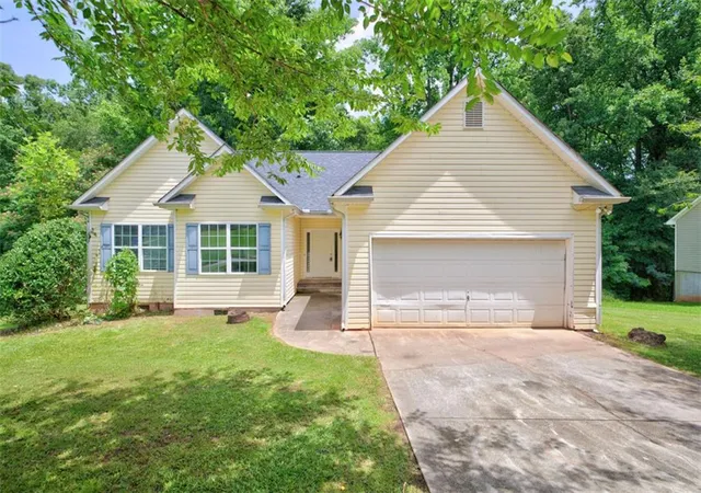 1st image of 640 Gatewood Wy, Monroe, GA 30656 | MLS# 7790353