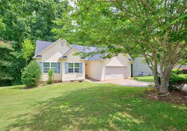 3rd image of 640 Gatewood Wy, Monroe, GA 30656 | MLS# 7790353