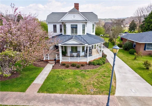 Photo 4 of Single family home for sale at 85 River St, Ellijay, GA 30540 | MLS# 7745355 | Listing updated on 2026-07-21