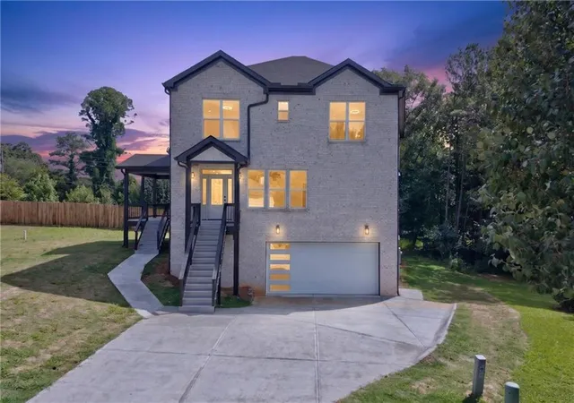 Photo 2 of Single family home for sale at 210 Lacey, Loganville, GA 30052 | MLS# 7803439 | Listing updated on 2026-08-25