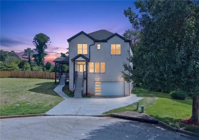 Photo 3 of Single family home for sale at 210 Lacey, Loganville, GA 30052 | MLS# 7803439 | Listing updated on 2026-08-25