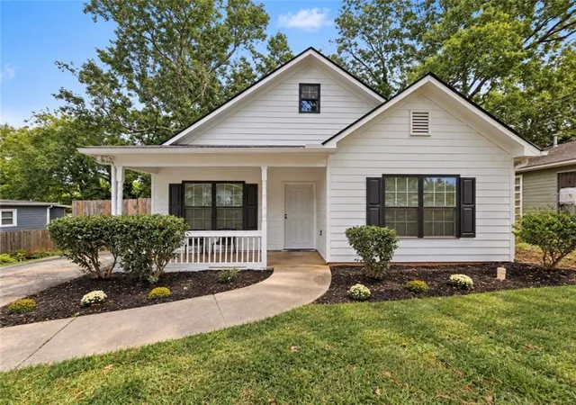 Photo 1 of Single family home for sale at 1154 Sims St Sw, Atlanta, GA 30310 | MLS# 7845174 | Listing updated on 2026-10-09