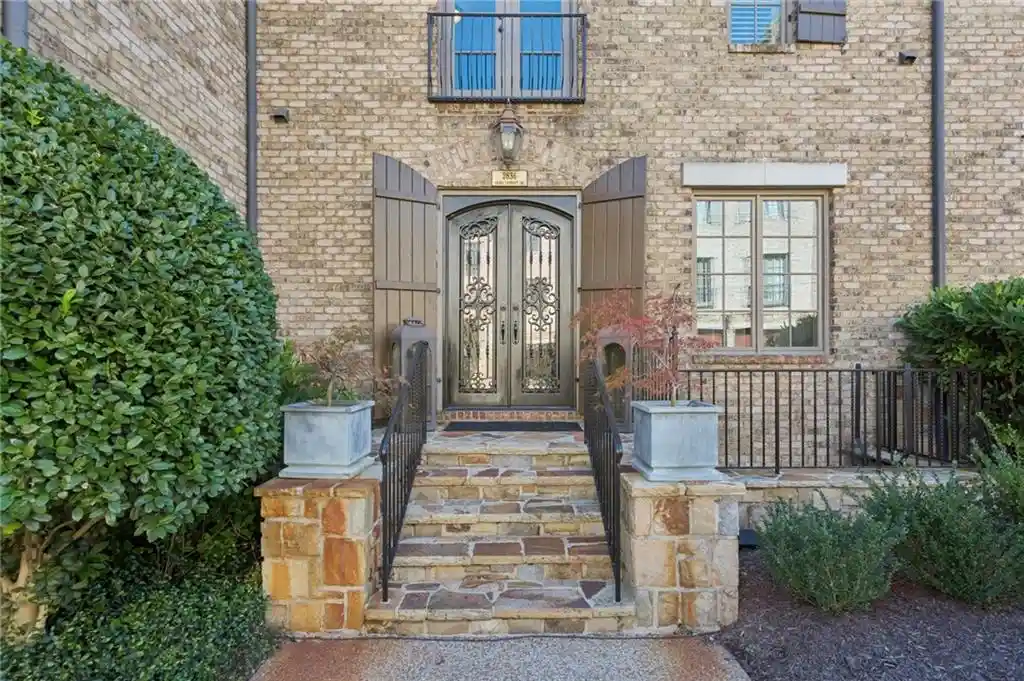 Photo 1 of Townhouse for sale at 2836 Paces Lookout Ln Se #3, Atlanta, GA 30339 | MLS# 7861523 | Listing updated on 2026-10-30