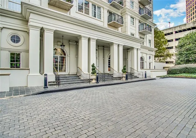 2nd image of 195 14th St Ne #904, Atlanta, GA 30309 | MLS# 7823349