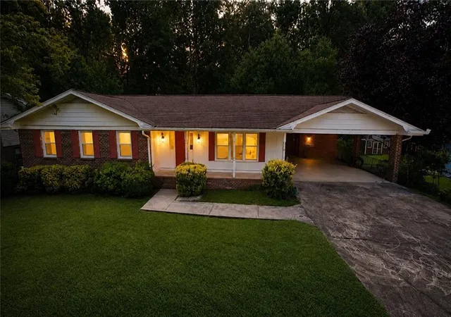 Photo 2 of Sale Pending at 2148 Eastwood Dr Sw, Snellville, GA 30078 | MLS# 7818622 | Listing updated on 2026-09-15