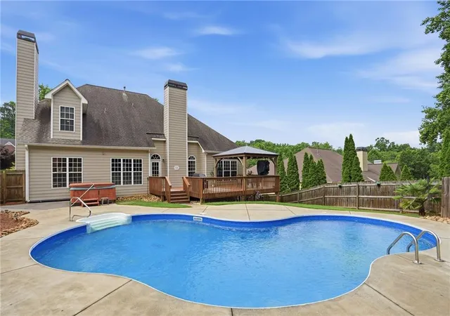 2nd image of 3210 Chippewa Run Nw, Kennesaw, GA 30152 | MLS# 7806628