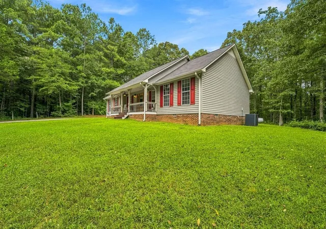 3rd image of 1208 Bellview Rd, Rockmart, GA 30153 | MLS# 7818254