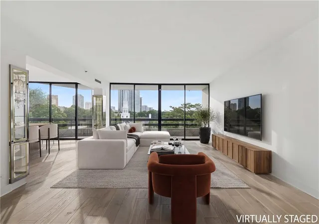 Photo 3 of Condo for sale at 2660 Peachtree Rd NW #11E, Atlanta, GA 30305 | MLS# 7767292 | Listing updated on 2026-09-25