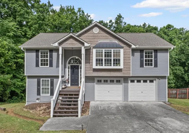 Homes for sale in Cartersville, GA | 234 Amberidge Dr Nw, Cartersville, GA 30121 | MLS# 7764551