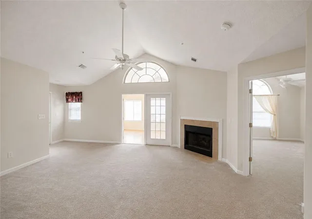 Photo 4 of Sale Pending at 1701 Silver Summit Dr SE, Conyers, GA 30094 | MLS# 7816817 | Listing updated on 2026-09-16