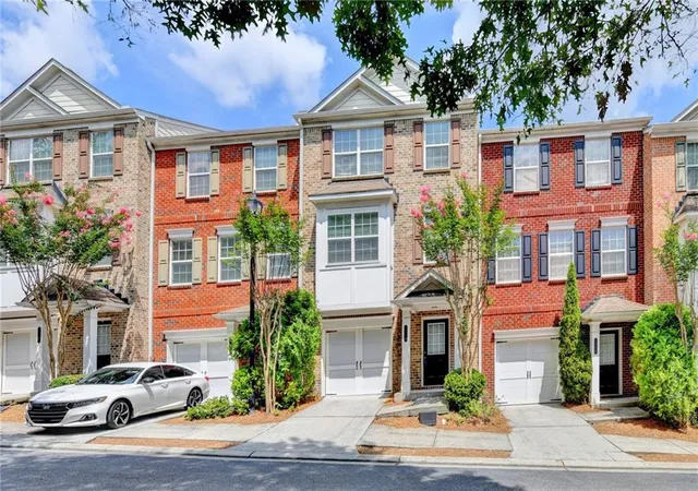 Photo 2 of Condo for sale at 2214 Landing Walk Dr, Duluth, GA 30097 | MLS# 7798694 | Listing updated on 2026-08-14
