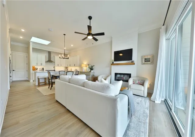 Photo 3 of Townhouse for sale at 639 Stickley Oak Way, Woodstock, GA 30189 | MLS# 7779041 | Listing updated on 2026-08-21