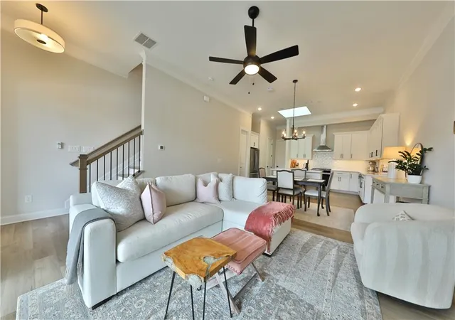 Photo 4 of Townhouse for sale at 639 Stickley Oak Way, Woodstock, GA 30189 | MLS# 7779041 | Listing updated on 2026-08-21