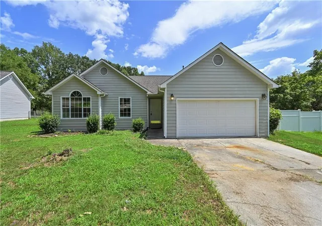1st image of 103 River Meadow Dr, Calhoun, GA 30701 | MLS# 7825735