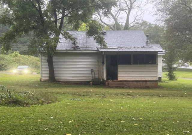 3rd image of 971 Center St, Mableton, GA 30126 | MLS# 7817097