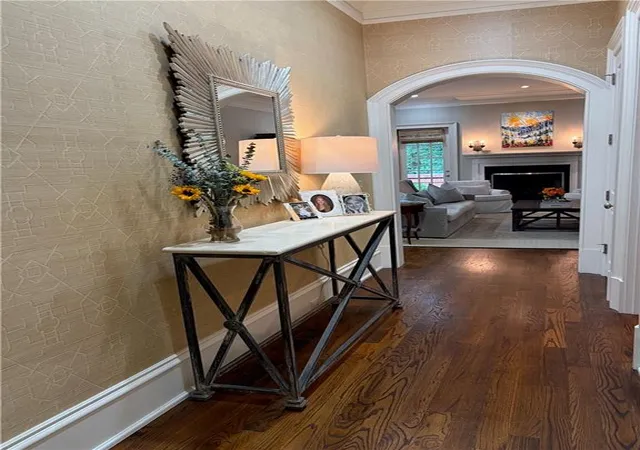 Photo 3 of Townhouse for sale at 39 W Wesley Rd Nw #2, Atlanta, GA 30305 | MLS# 7811530 | Listing updated on 2026-08-10