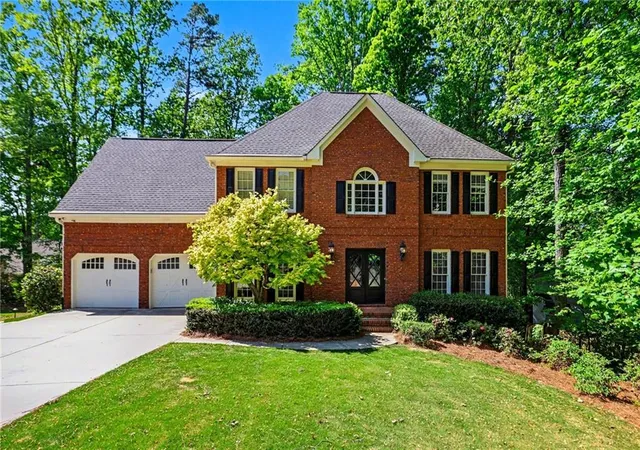 Photo 1 of Sale Pending at 5702 Fallsbrook Ln Nw, Acworth, GA 30101 | MLS# 7755089 | Listing updated on 2026-10-21