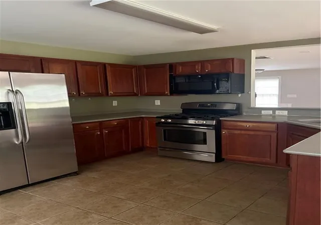Photo 3 of Single family home for sale at 3289 Wellington Walk, Atlanta, GA 30331 | MLS# 7822383 | Listing updated on 2026-08-23