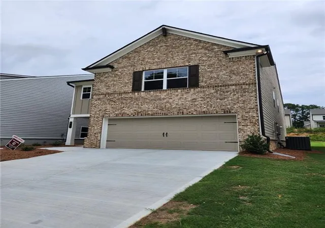 Photo 2 of Single family home for sale at 3792 Dover Run Ln, Loganville, GA 30052 | MLS# 7816409 | Listing updated on 2026-09-01