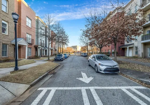 2nd image of 870 Mayson Turner Rd Nw #1246, Atlanta, GA 30314 | MLS# 7716185