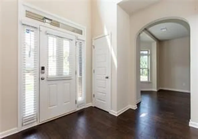 Photo 2 of Single family home for sale at 108 Escalade Dr, Mcdonough, GA 30253 | MLS# 7808078 | Listing updated on 2026-09-03