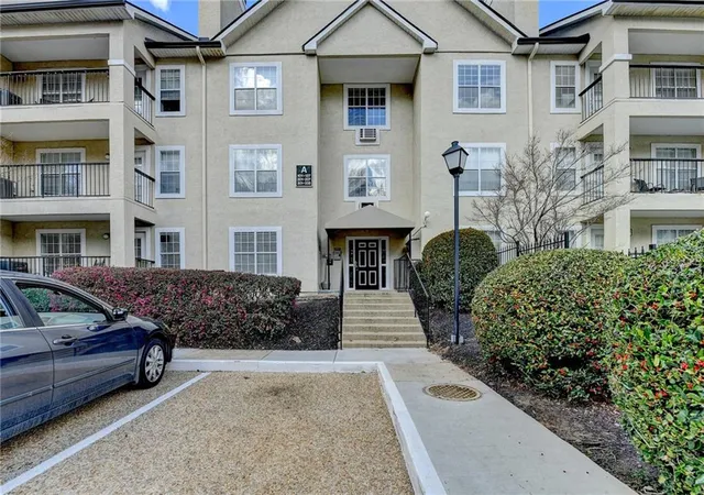 Homes for sale in Atlanta, GA | 3655 Habersham Rd #APT 311, Atlanta, GA 30305 | MLS# 7732494
