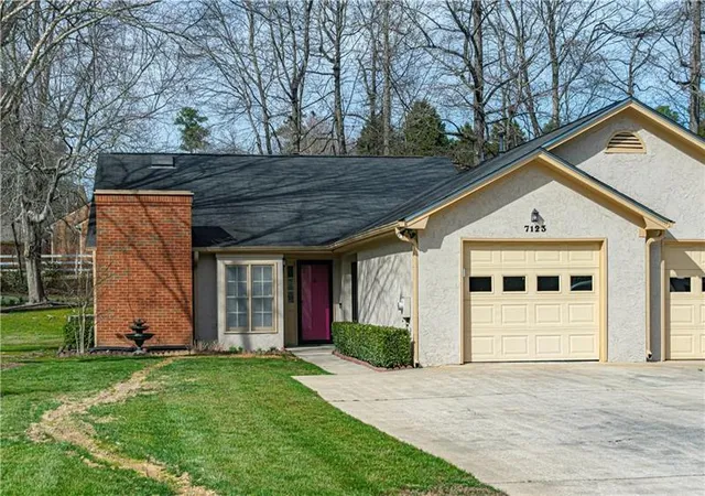 1st image of 7123 Forest Ln, Union City, GA 30291 | MLS# 7774760