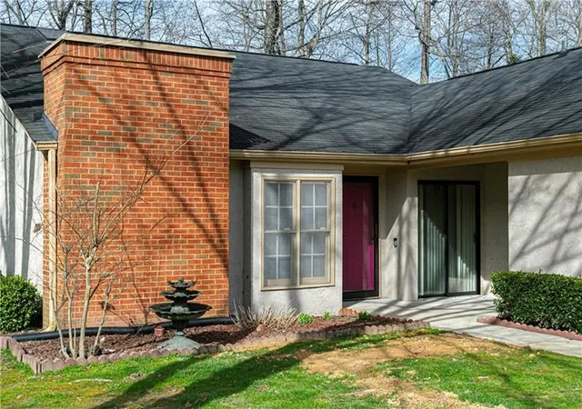 2nd image of 7123 Forest Ln, Union City, GA 30291 | MLS# 7774760