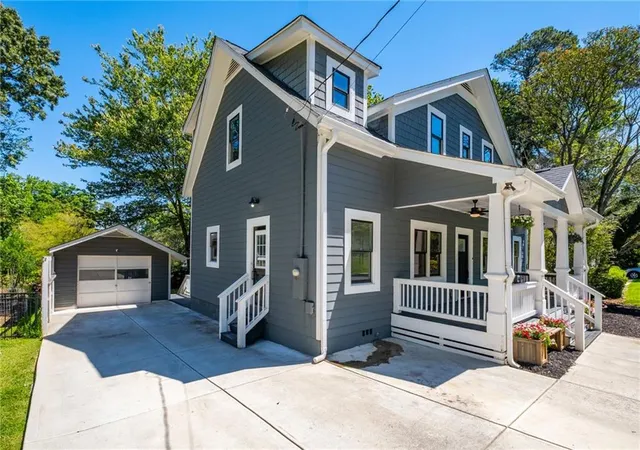 Photo 4 of Single family home for sale at 2260 Wallace Dr, Atlanta, GA 30341 | MLS# 7745472 | Listing updated on 2026-09-30