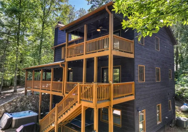 Photo 2 of Single family home for sale at 22 Kings Ct, Ellijay, GA 30540 | MLS# 7829086 | Listing updated on 2026-08-29
