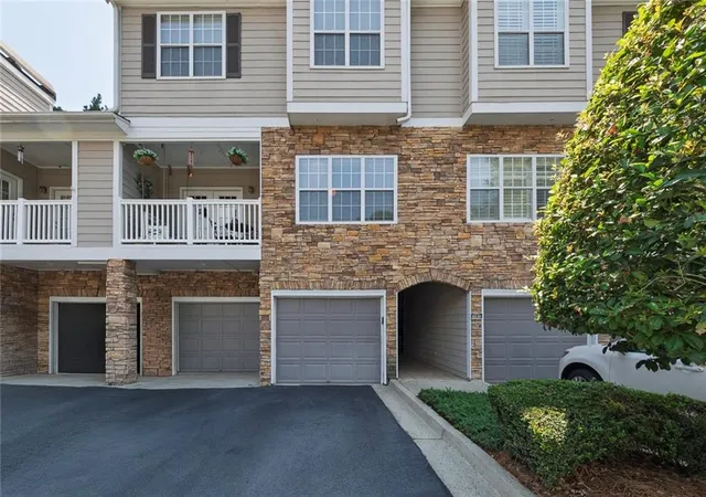Photo 2 of Condo for sale at 207 The Crossings Ln, Woodstock, GA 30189 | MLS# 7818741 | Listing updated on 2026-09-12