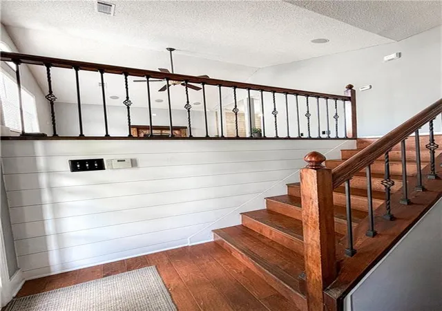 Photo 4 of Single family home for sale at 37 Alston Ln SW, Marietta, GA 30060 | MLS# 7823742 | Listing updated on 2026-09-15