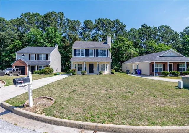 Photo 2 of Single family home for sale at 7624 Mcgillicuty Dr, Union City, GA 30291 | MLS# 7773491 | Listing updated on 2026-08-10
