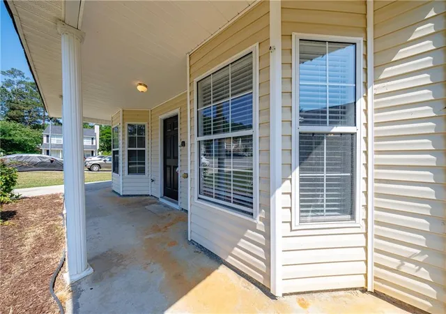 Photo 4 of Single family home for sale at 7624 Mcgillicuty Dr, Union City, GA 30291 | MLS# 7773491 | Listing updated on 2026-08-10