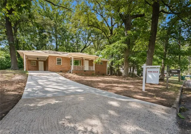 Homes for sale in Forest Park, GA | 4707 City View Dr, Forest Park, GA 30297 | MLS# 7766138