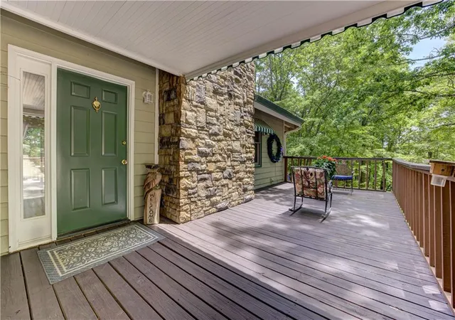 Homes for sale in Sautee Nacoochee, GA | 24 Sal Mountain Wy, Sautee Nacoochee, GA 30571 | MLS# 7752797