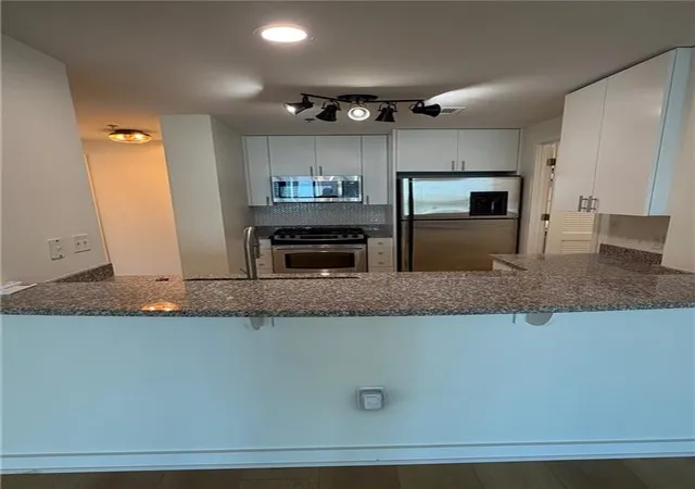 2nd image of 3338 Peachtree Rd Ne #1106, Atlanta, GA 30326 | MLS# 7811748