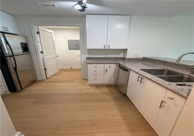 3rd image of 3338 Peachtree Rd Ne #1106, Atlanta, GA 30326 | MLS# 7811748