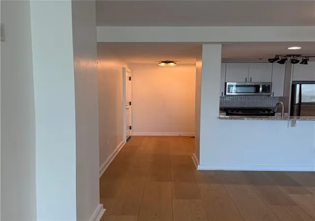 5th image of 3338 Peachtree Rd Ne #1106, Atlanta, GA 30326 | MLS# 7811748